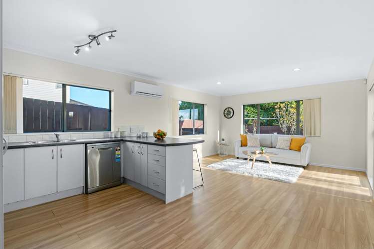 9 Staten Place Mangere_1