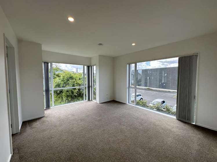 2 Treestump Road 1796_9