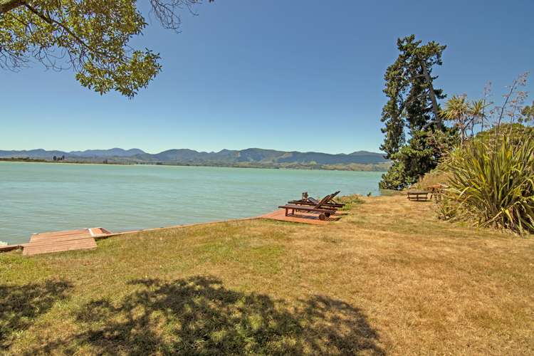 137 Barnett Avenue Nelson Bays Coastal_23