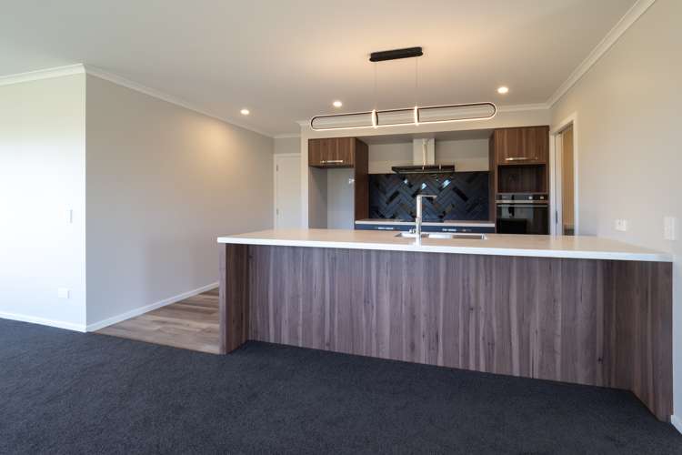 1 Strowan Avenue Elgin_6