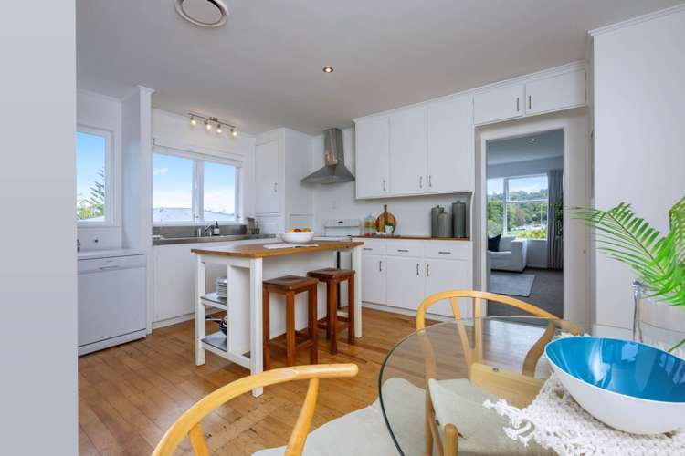 10 Ragley Street Titirangi_5
