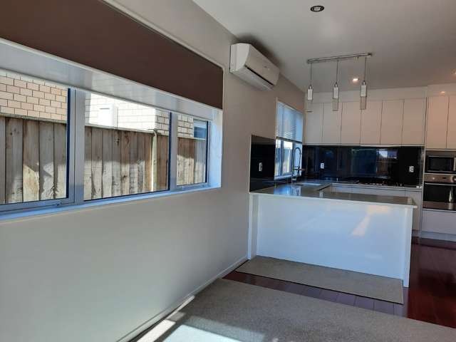 43 Springside Drive 10673_3