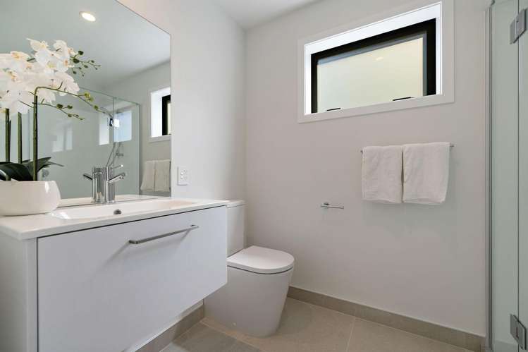 117-135 Howden Drive, Hanley's Farm Jacks Point_17