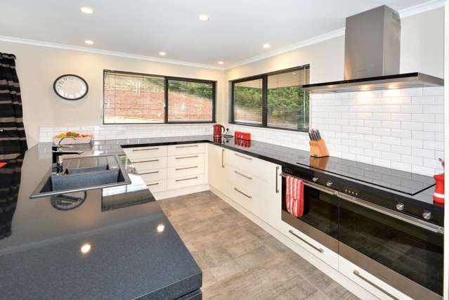 11 Thomson Street Green Island_4