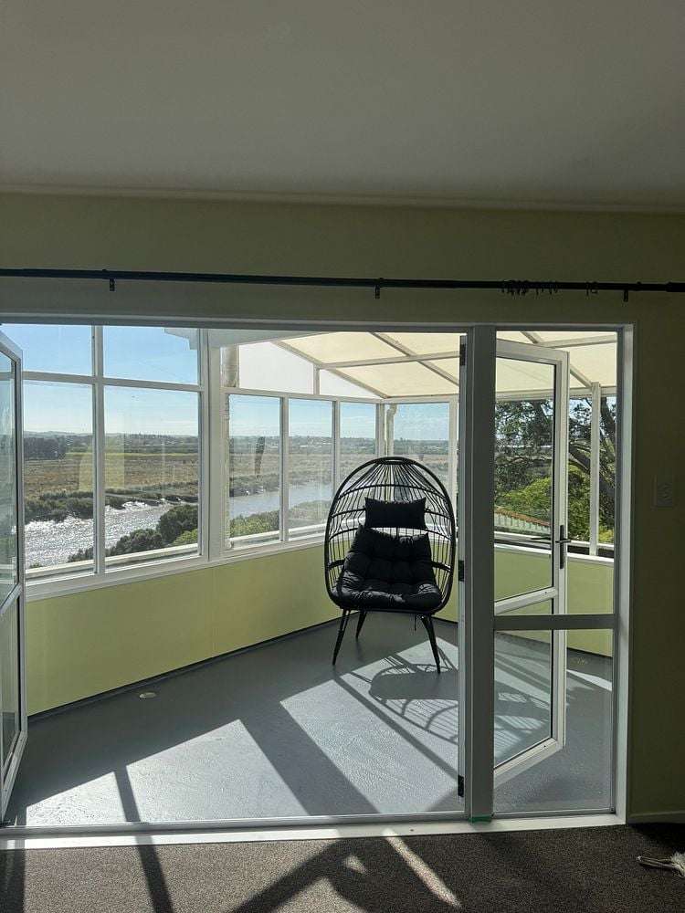88 Commercial Road Helensville_9