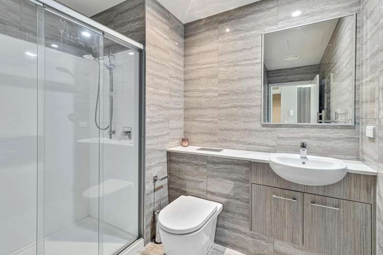 407/3 Rose Garden Lane Albany_13