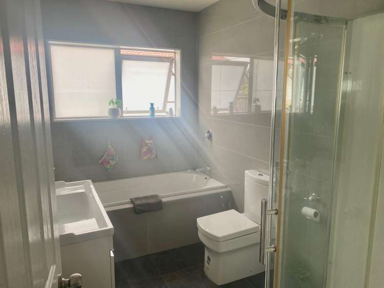 18 Breenagh Place Massey_5