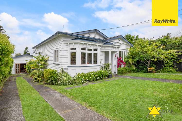 27 Tahi Terrace Glen Eden_18