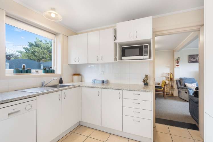 118 Sandspit Road Waiuku_25