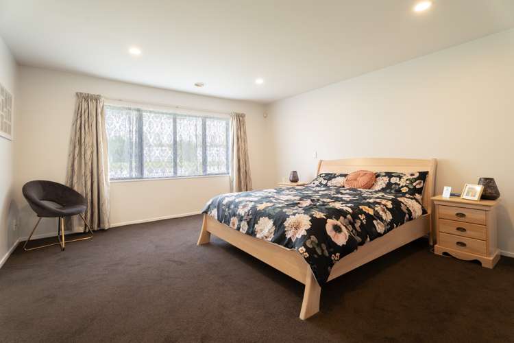 8 Neston Grove Churton Park_12