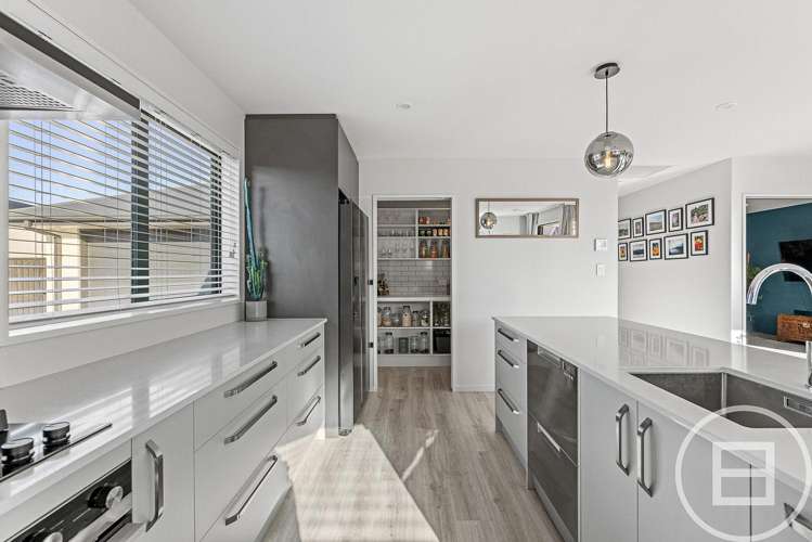 25 Vitalia Crescent Lincoln_2