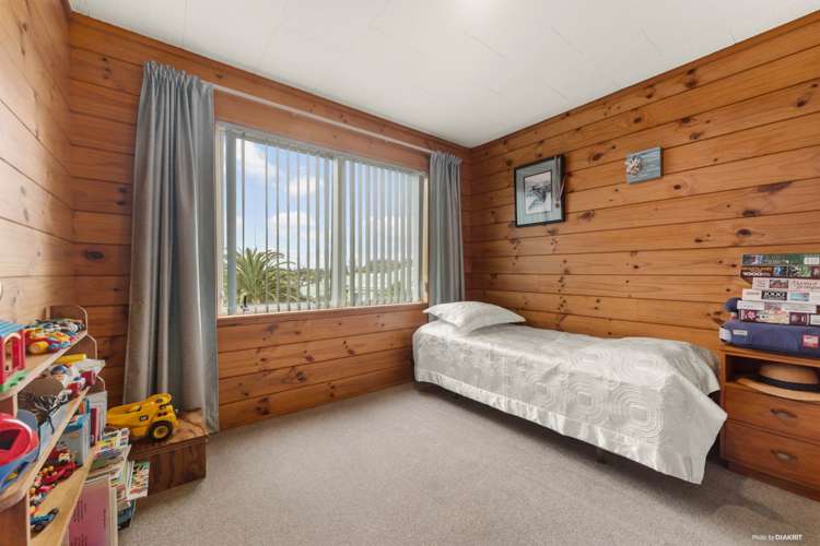 2A Mossop Rise Glenfield_9