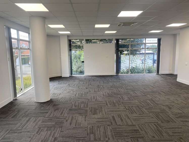 Suite 1, 443 Lake Road Takapuna_8