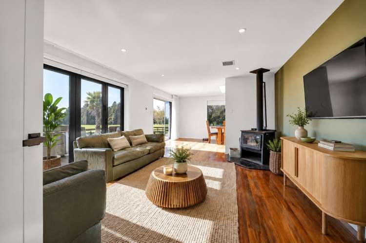 1384 Egmont Road Egmont Village_22