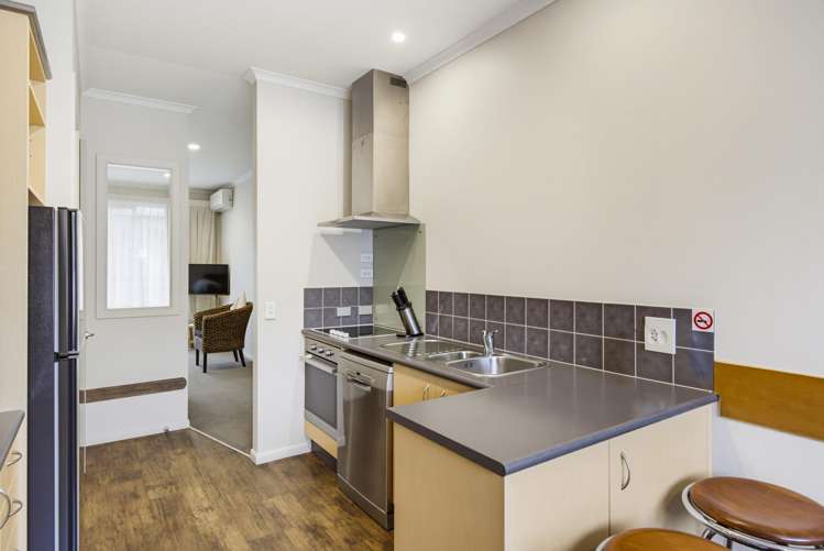 Unit 1, 4, 15/4-8 Matatua Road Raumati Beach_13
