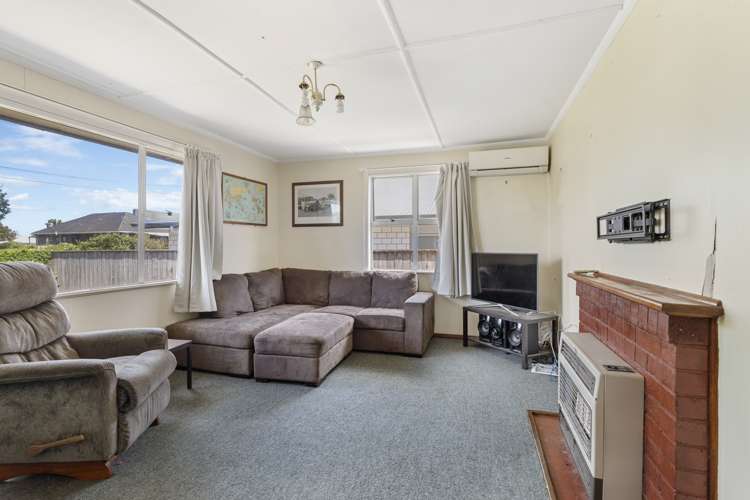 2 Robbins Crescent Hawera_5