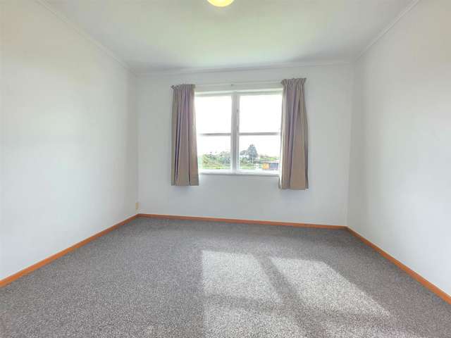 12 Aronui Terrace Kelston_4