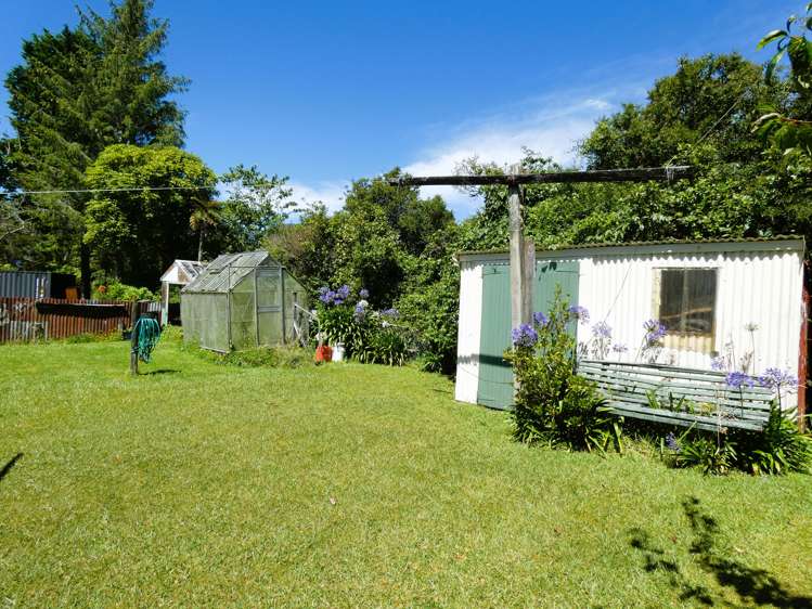 16 Mcgill Street Waimangaroa_17