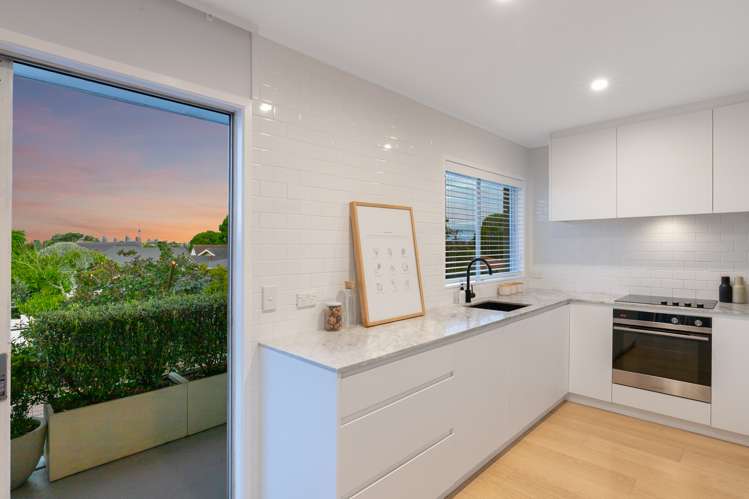 2/267 Meola Road Point Chevalier_9