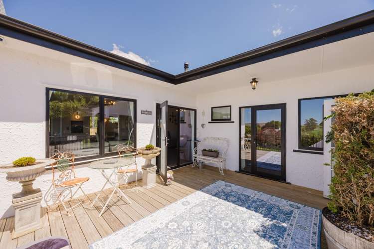 20 Domain Road Waipawa_14