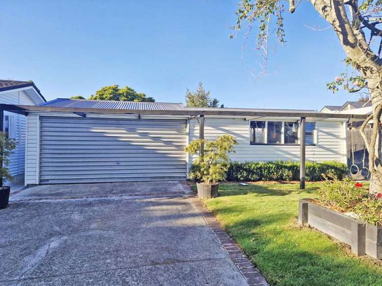 101 Cameron Road 11555_2