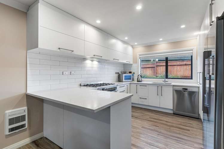 72 Lothian Brae Wattle Downs_5