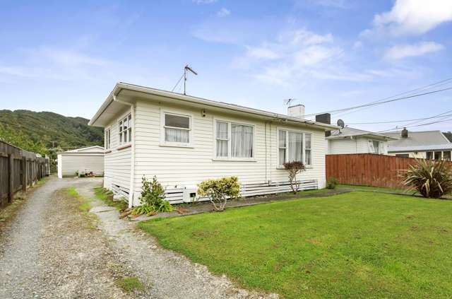 15 Konini Street Wainuiomata_1