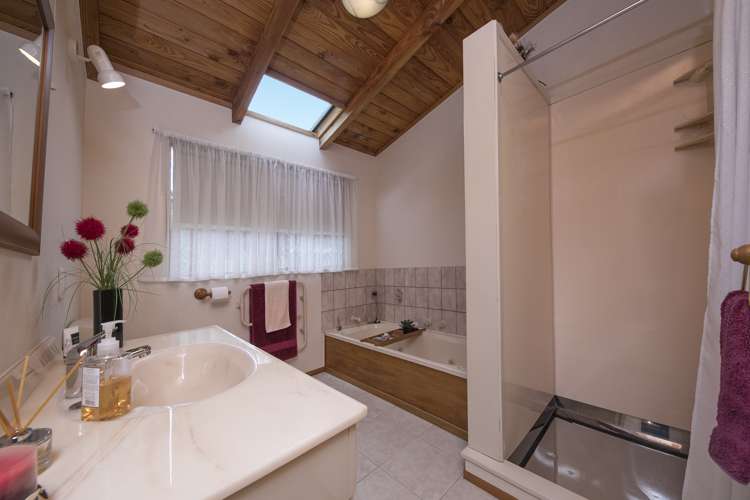 35a Daffodil Street Titirangi_12