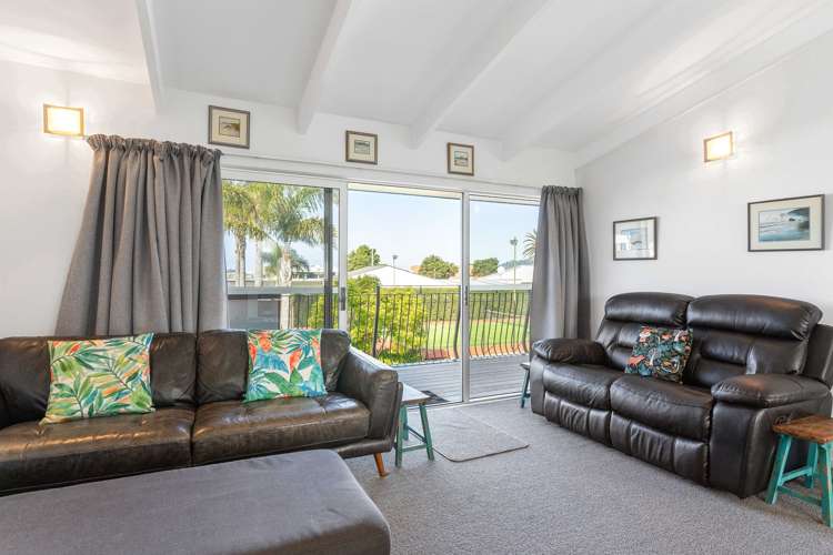 20/415 Port Road Whangamata_8