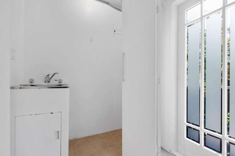 2/4 Cleve Road Green Bay_24