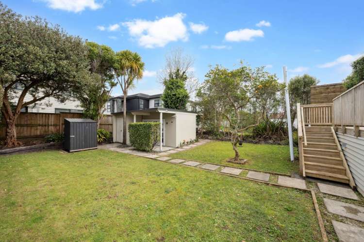 136 Peary Road Mount Eden_5