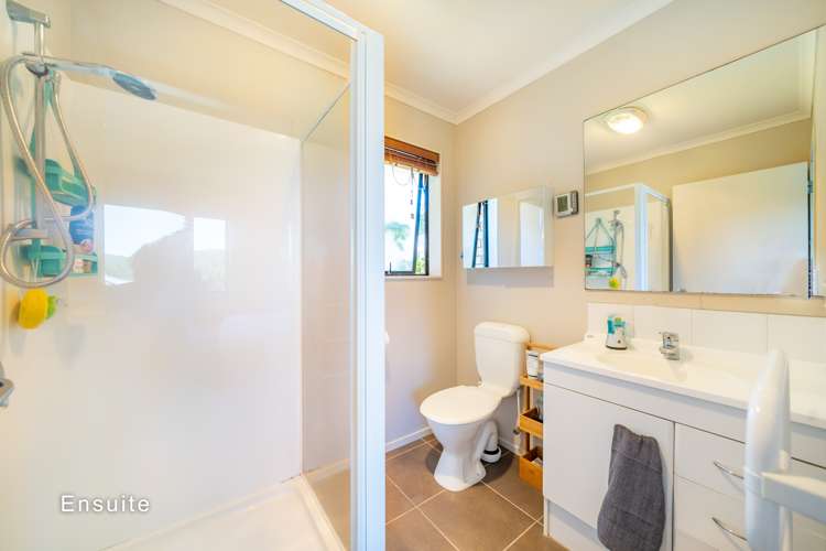 8 Mcewen Crescent Riverstone Terraces_8