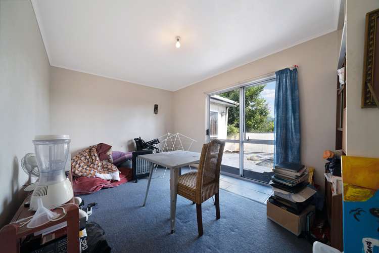 184 Glengarry Road Glen Eden_14