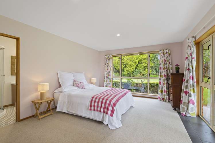 58 Greenpark Road Lincoln_11