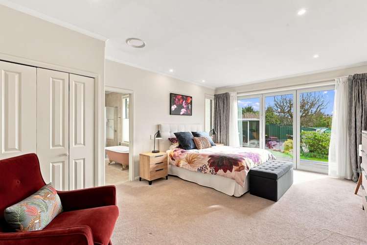 17 Orchard Grove East Taieri_11