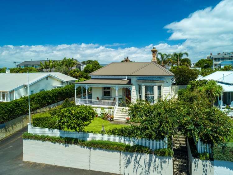 7 Church Street Devonport_18