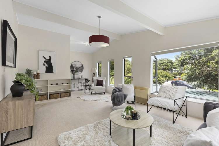 12 Florio Terrace Tawa_4