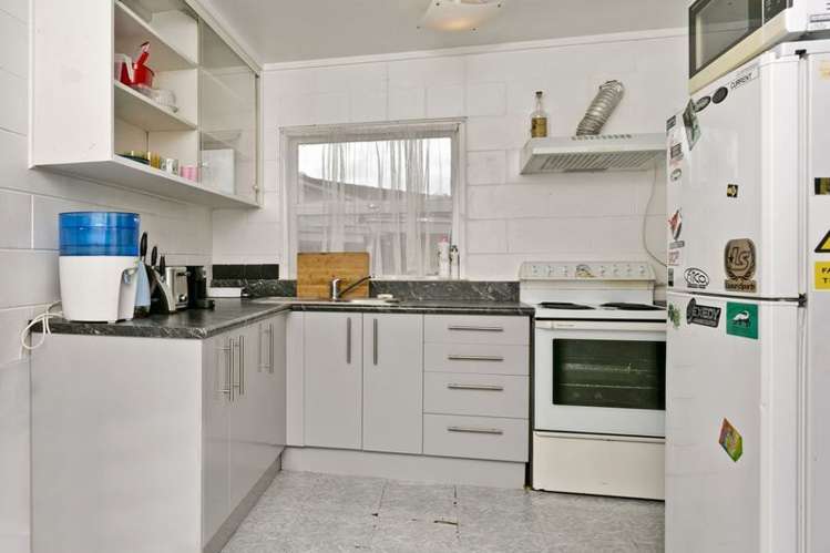 4 Regal Place Forrest Hill_12