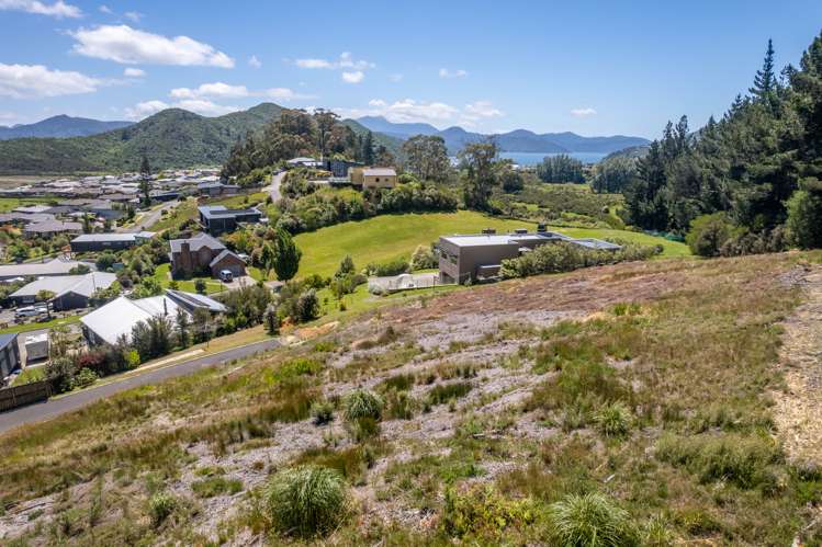 16 Raukura Rise Picton_12