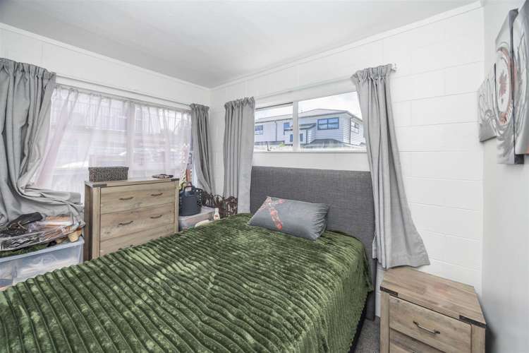 Units 1 - 10 at 11 Coates Street Hamilton_28