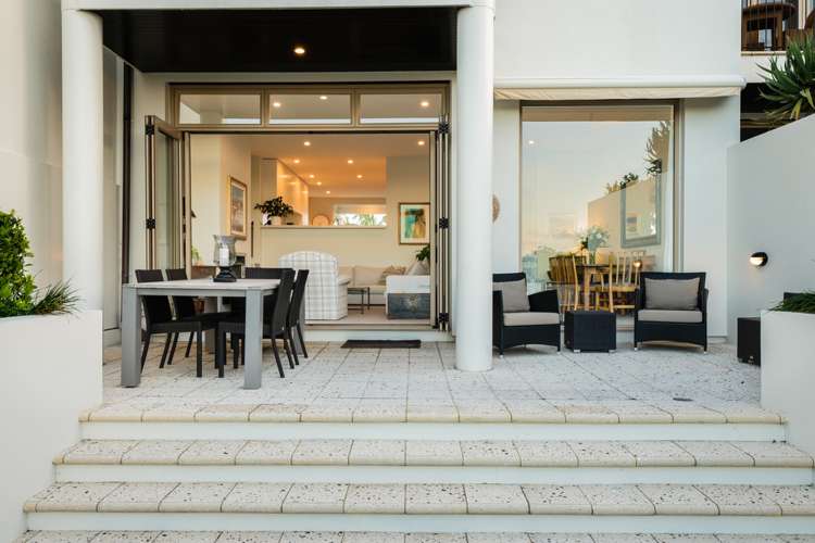 2/11a Killarney Street Takapuna_13