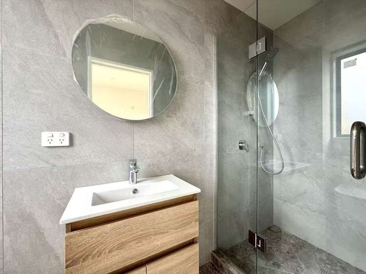 1-4/19 Cedar Heights Avenue Massey_4