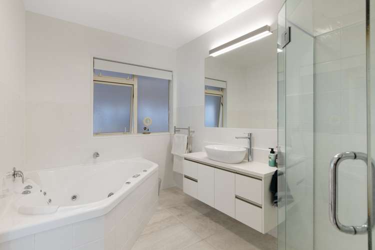 2/28 The Mall Mount Maunganui_11