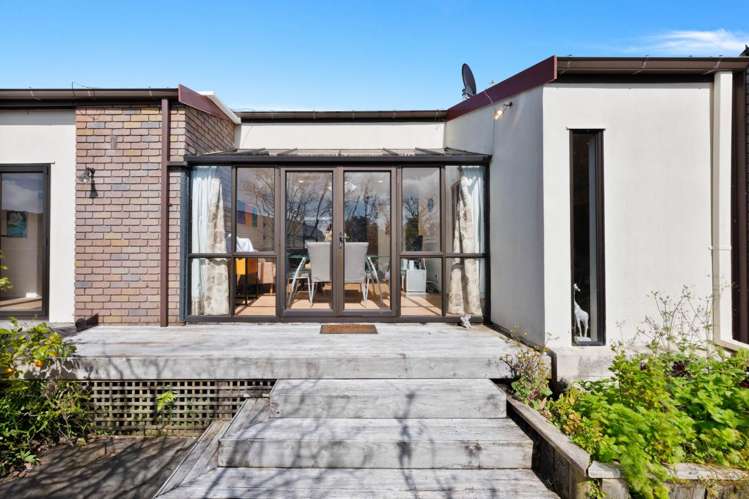 22 Greenvalley Rise Glenfield_10