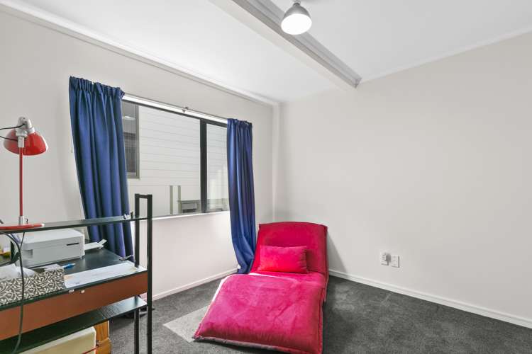 7 Meadowcroft Grove Johnsonville_13