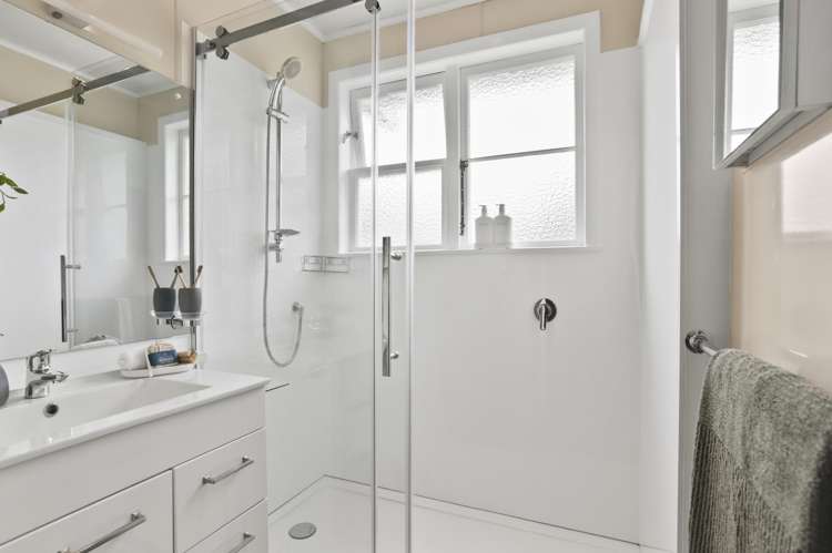 3 Craigbank Avenue New Lynn_10