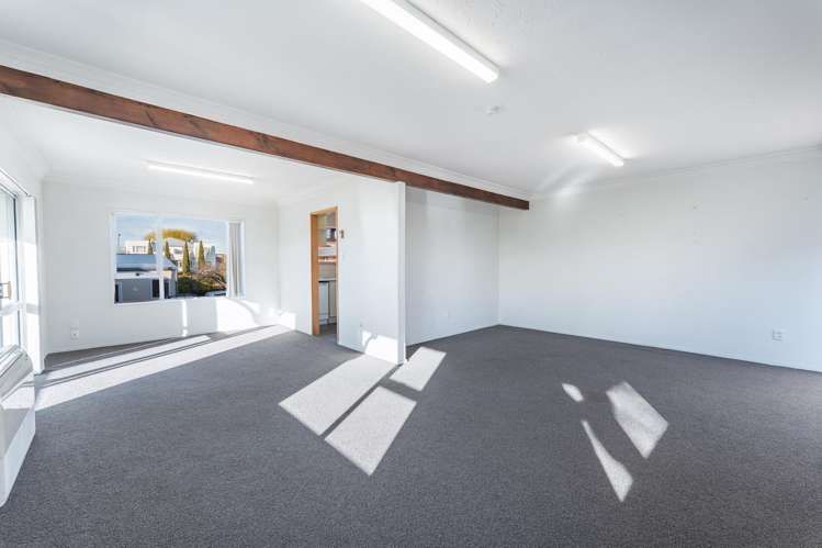 8A Sarah Street_3