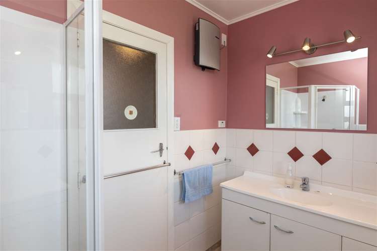 1/123 Charles Street Blenheim Central_11