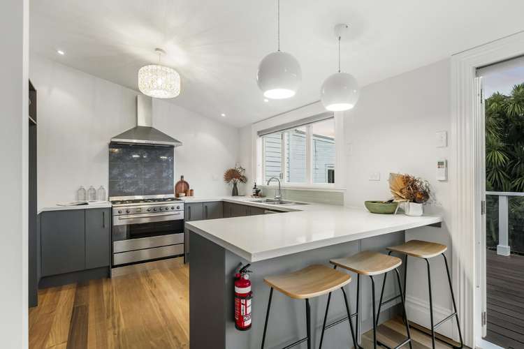 42 Picton Street Freemans Bay_10