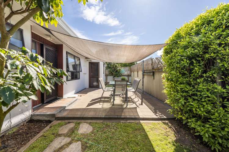 2/83 Douglas Mclean Avenue Marewa_13